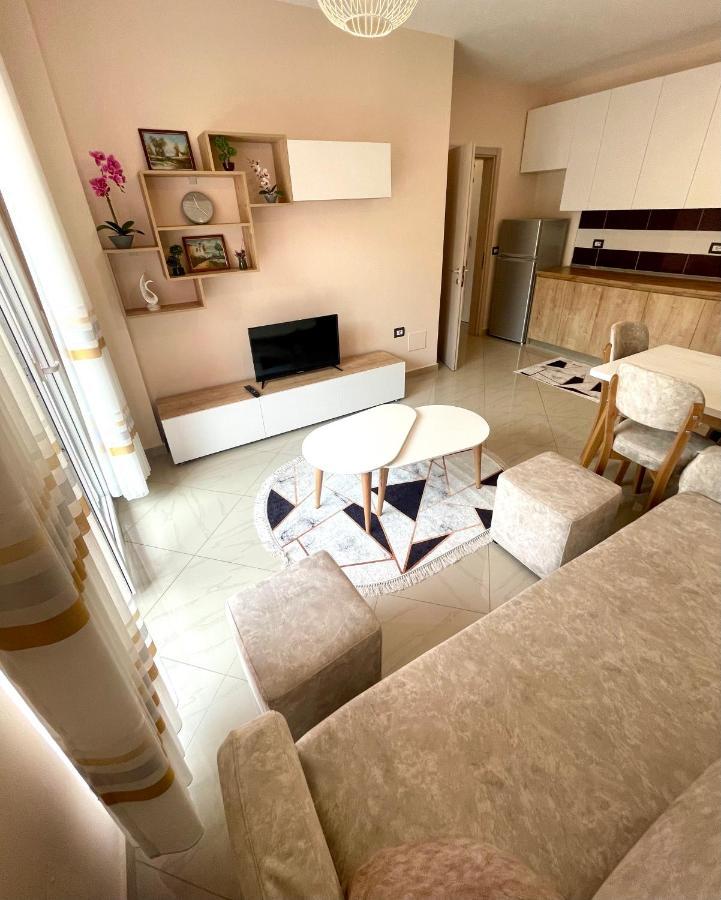 Modern & Cozy Apartment Tirana Eksteriør billede
